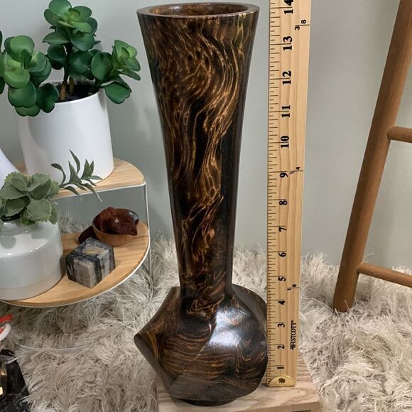 Wooden Vase Made In Thailand - Picture 16 of 17